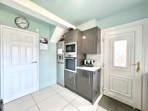 Photo 13- click for photo gallery